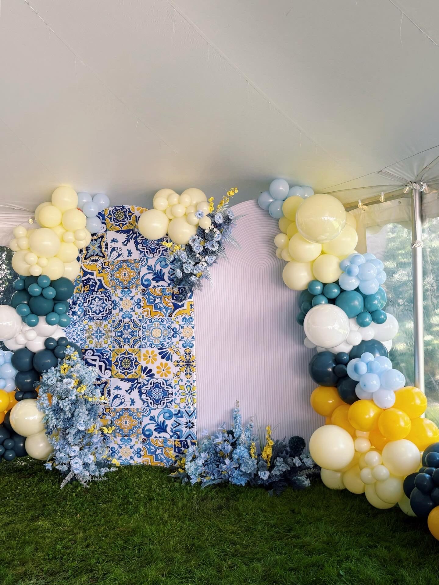 Baby shower balloon arch in soft pastels by Caliella Rhode Island
