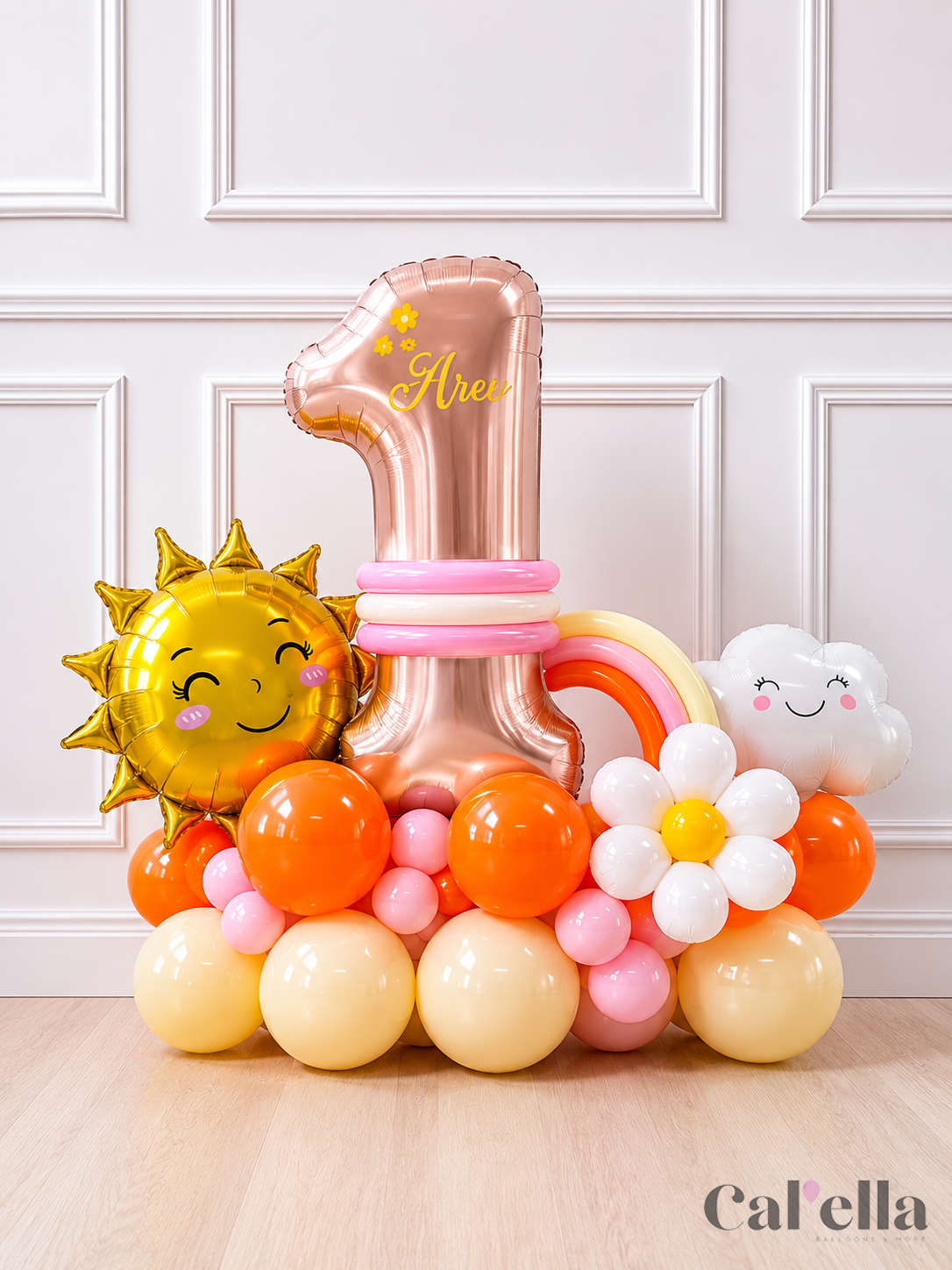 First birthday Grab and Go balloon garland by Caliella